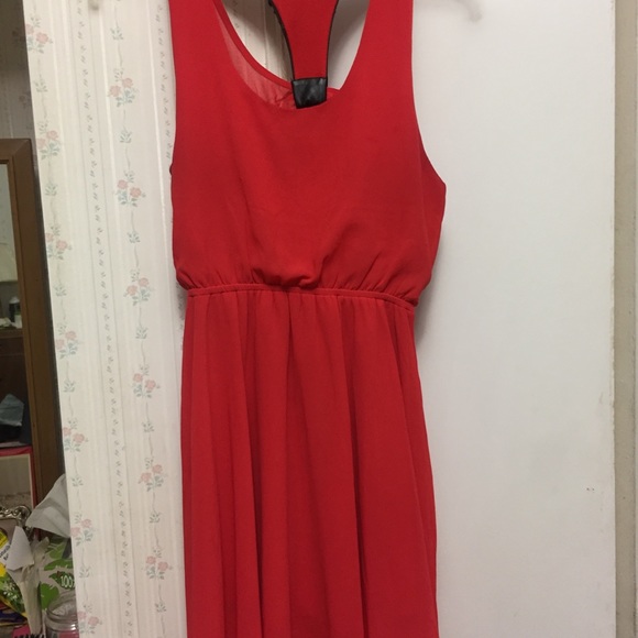 Gorgeous tangerine 🍊 orangey red colored dress - Picture 3 of 6